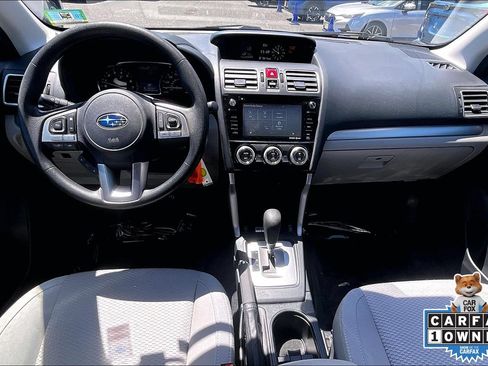 Used 2018 Subaru Forester 2.5i Premium AWD/4WD image 16