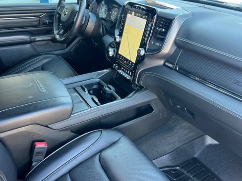Used 2022 RAM 1500 Limited AWD/4WD image 16