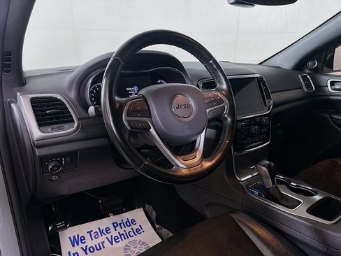 Used 2020 Jeep Grand Cherokee Altitude image 9