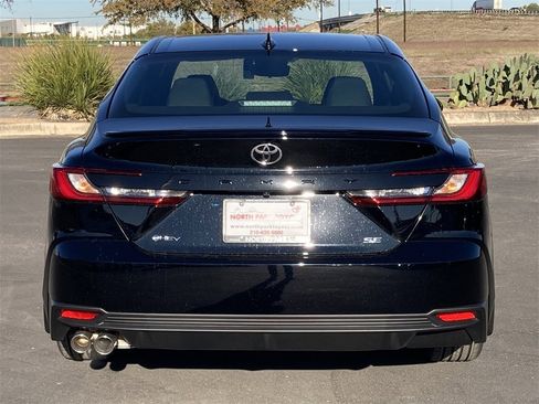 New 2026 Toyota Camry SE image 5