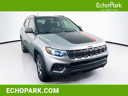 Used 2022 Jeep Compass Trailhawk w/ Trailhawk Elite Group AWD/4WD image 1