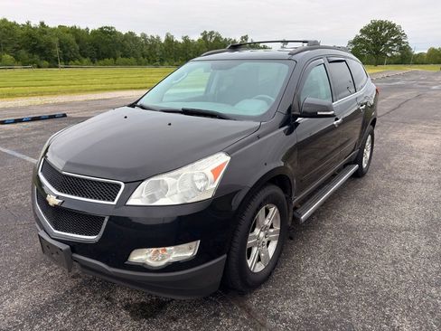 Used 2011 Chevrolet Traverse LT w/ LPO, 'HIT The Road' Package AWD/4WD image 13
