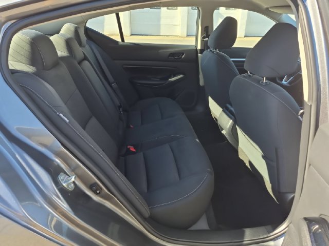 Used 2023 Nissan Altima 2.5 SV FWD image 19