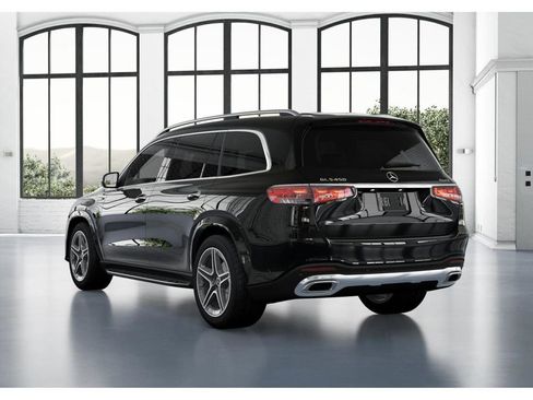 New 2026 Mercedes-Benz GLS 450 4MATIC image 28