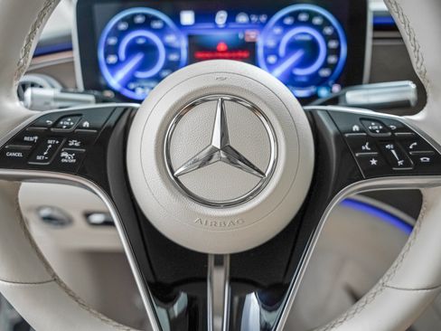 Certified 2022 Mercedes-Benz EQS 450+ Sedan image 15