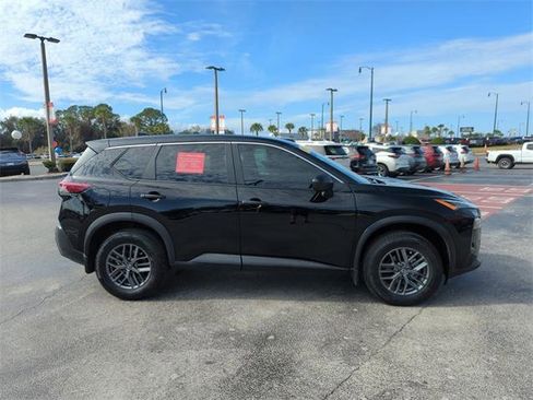 Certified 2021 Nissan Rogue S image 2