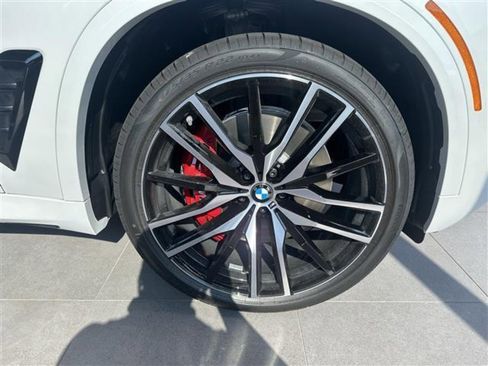 New 2026 BMW X5 M60i image 8