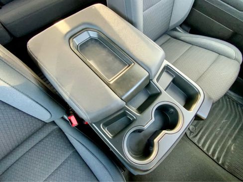 Used 2025 GMC Sierra 1500 Elevation image 31