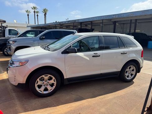 Used 2013 Ford Edge SE FWD image 1