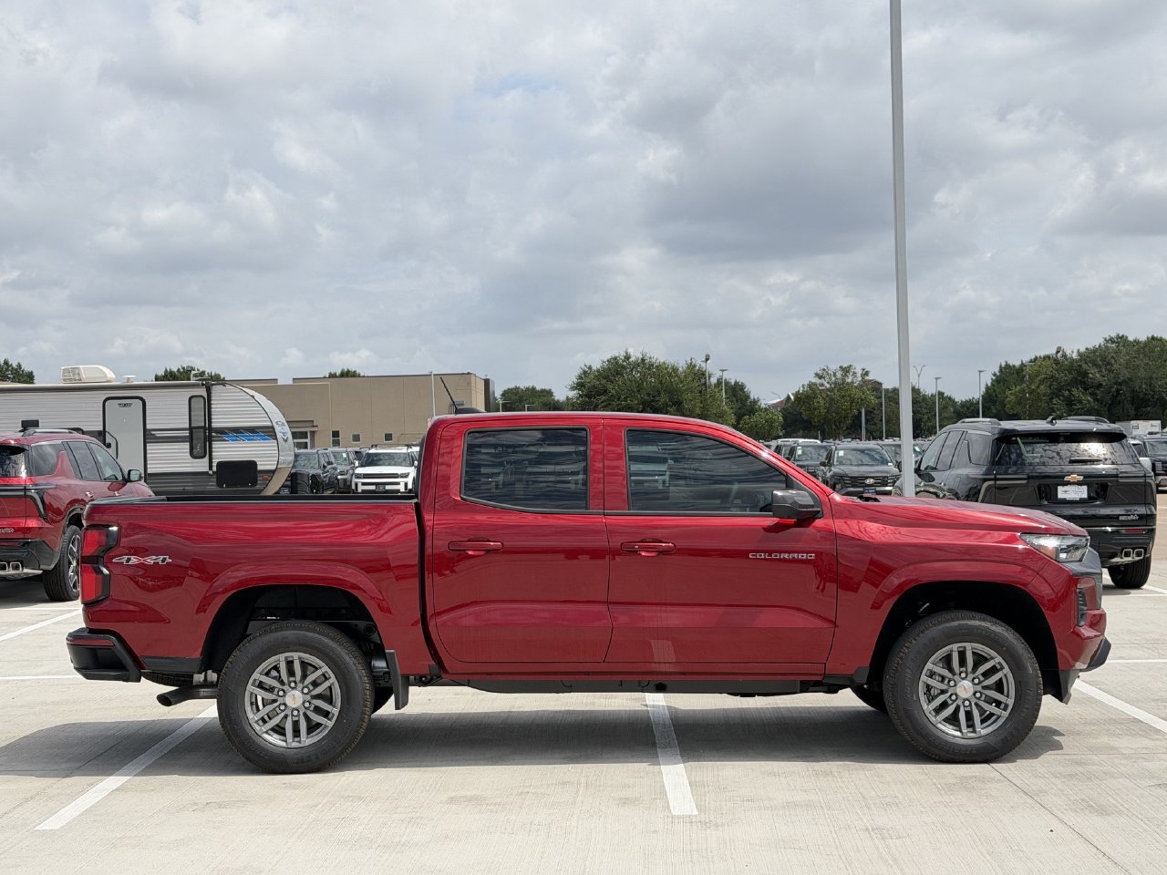 New 2026 Chevrolet Colorado LT w/ LT Convenience Package AWD/4WD image 3