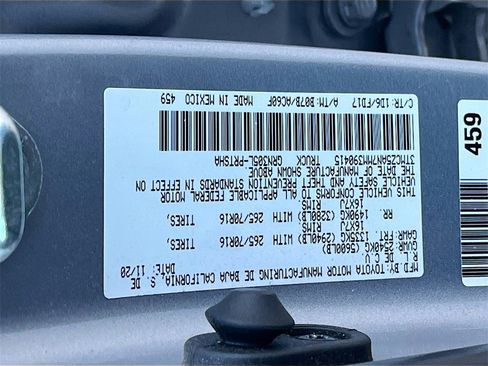 Used 2021 Toyota Tacoma TRD Off-Road image 30