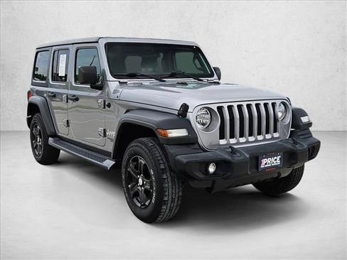 Used 2020 Jeep Wrangler Unlimited Sport S AWD/4WD image 3