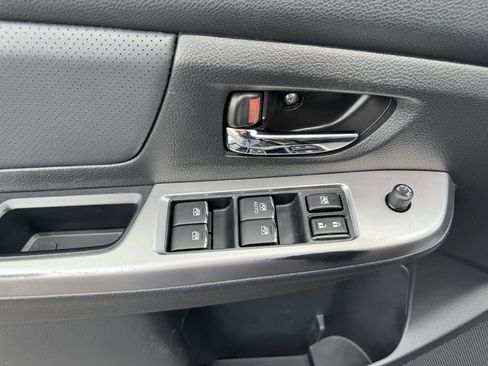 Used 2016 Subaru Crosstrek 2.0i Limited AWD/4WD image 16