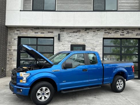 Used 2015 Ford F150 XL w/ Equipment Group 101A Mid AWD/4WD image 18
