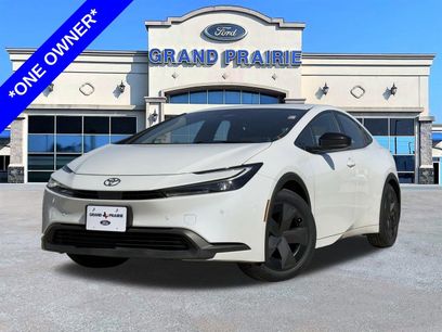 Used 2023 Toyota Prius LE
