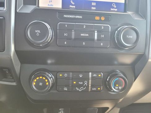Certified 2020 Ford F250 XLT AWD/4WD image 23