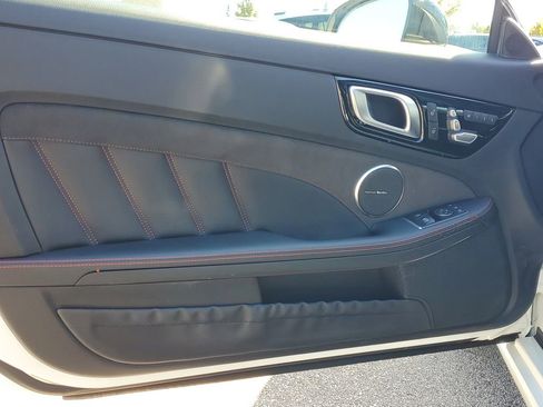 Used 2017 Mercedes-Benz SLC 43 AMG image 18