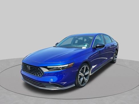 Used 2023 Honda Accord Sport image 12