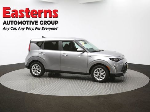 Used 2024 Kia Soul LX w/ Option Group 015 image 43