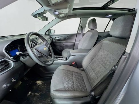 Used 2024 Chevrolet Equinox LT FWD image 10