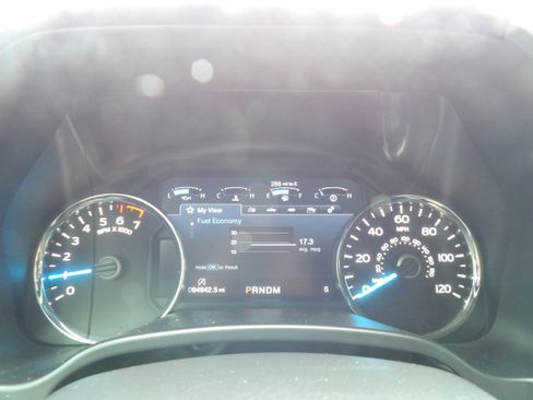 Used 2019 Ford F150 Lariat AWD/4WD image 17