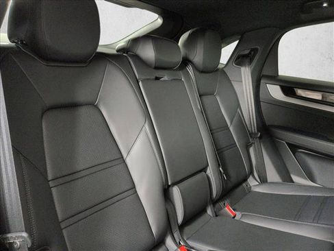 New 2026 Porsche Cayenne Coupe AWD/4WD image 25