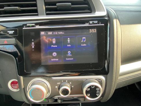 Used 2015 Honda Fit EX image 18