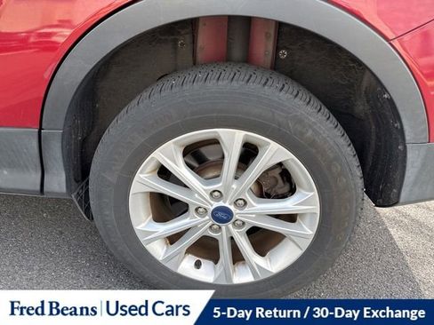 Used 2017 Ford Escape SE image 8