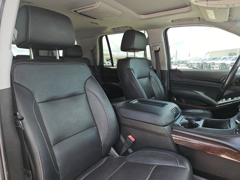 Used 2019 GMC Yukon SLT w/ Open Road Package AWD/4WD image 30