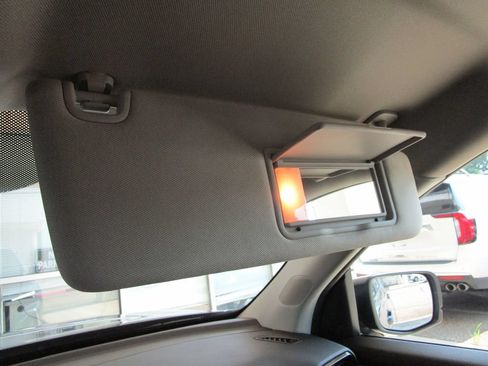 Used 2025 Honda Pilot EX-L image 40