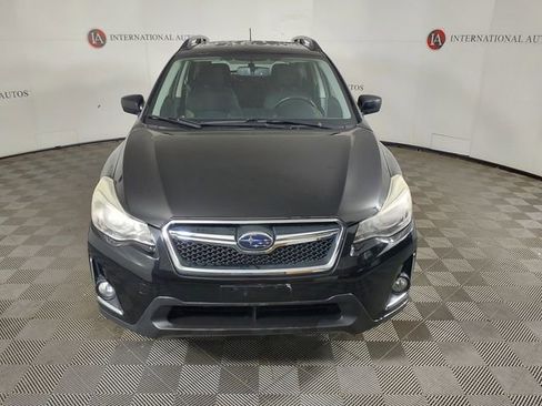 Used 2016 Subaru Crosstrek 2.0i Premium w/ Moonroof Package AWD/4WD image 2
