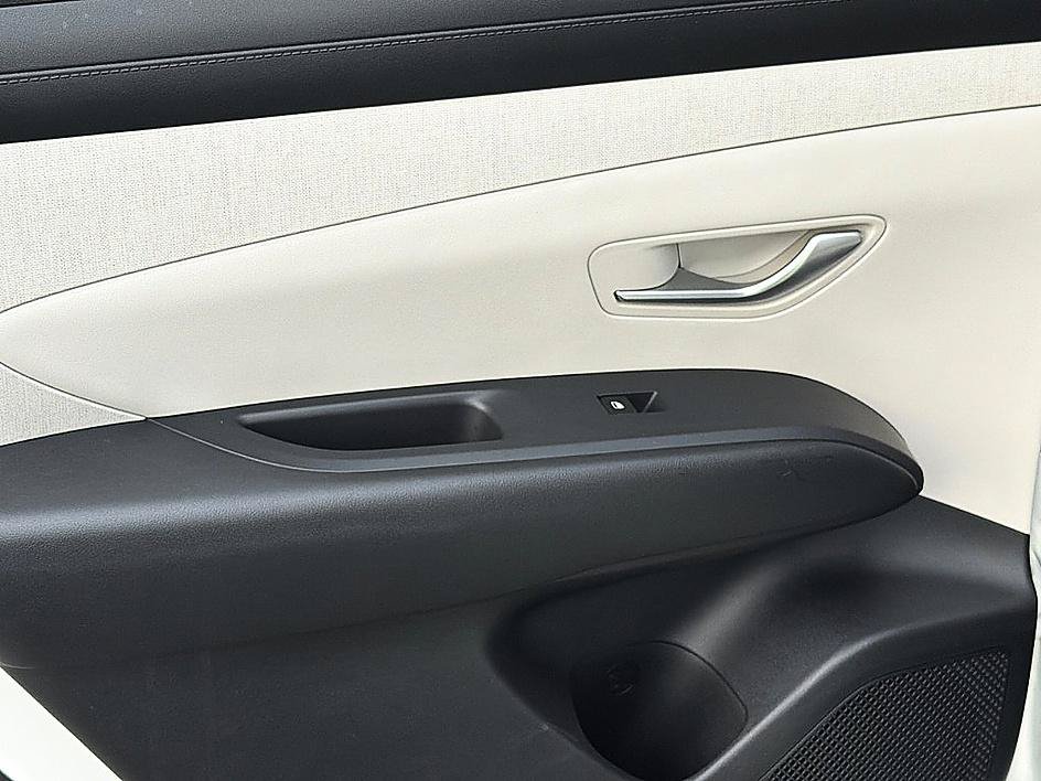 Certified 2025 Hyundai Tucson SEL FWD image 10