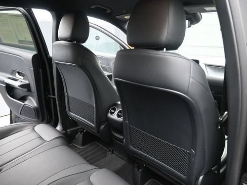Certified 2025 Mercedes-Benz GLA 250 image 25
