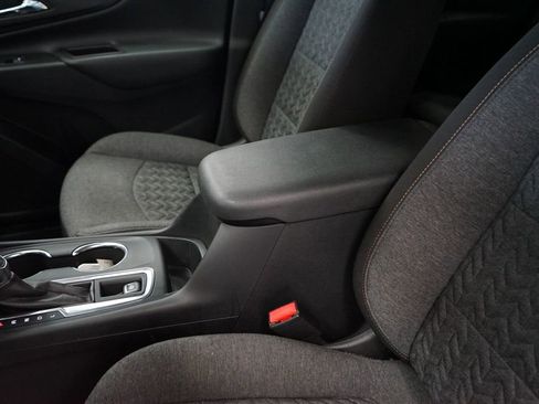 Used 2023 Chevrolet Equinox LT image 25