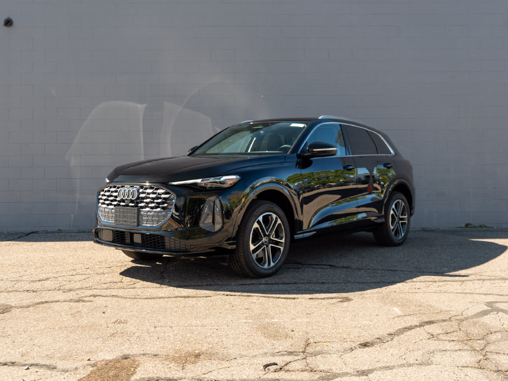 New 2026 Audi Q5 Premium Plus AWD/4WD image 1