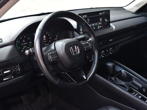 Used 2024 Honda Accord EX-L image 19