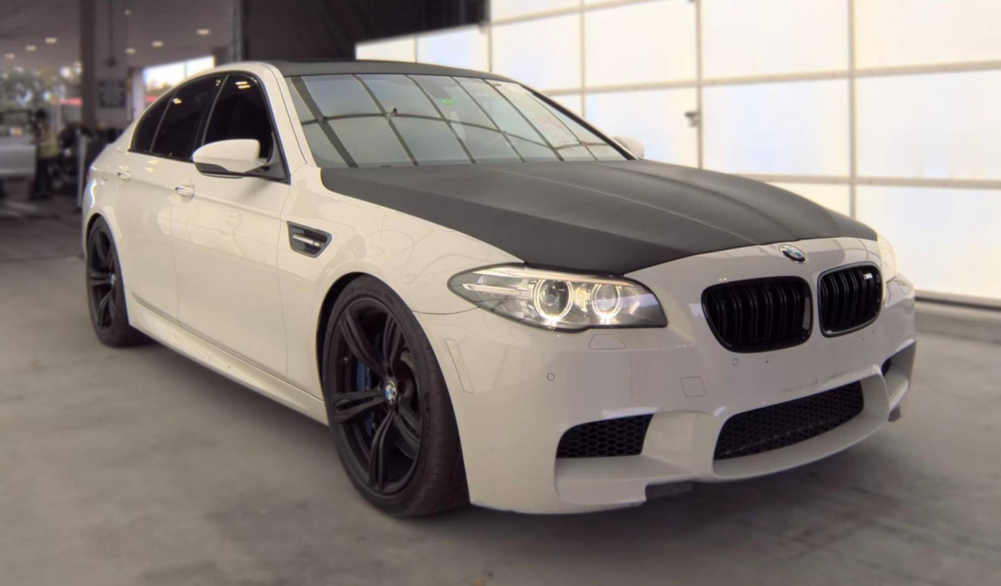 Used 2016 BMW M5 RWD image 5