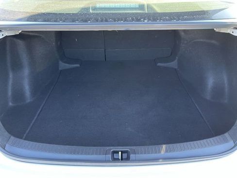 Used 2023 Toyota Corolla LE image 22