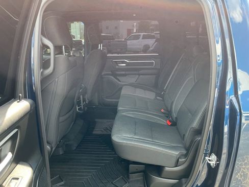 Used 2022 RAM 1500 Big Horn AWD/4WD image 38