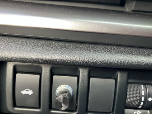 Used 2022 Subaru WRX Premium image 13