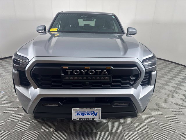 Used 2026 Toyota Tacoma TRD Off-Road AWD/4WD image 2