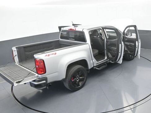 Used 2018 Chevrolet Colorado LT w/ Redline Special Edition AWD/4WD image 69