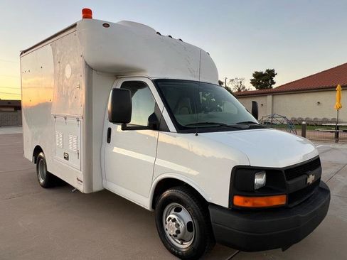 Used 2007 Chevrolet Express 3500 RWD image 10