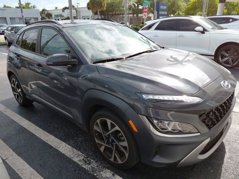 Used 2023 Hyundai Kona Limited image 4