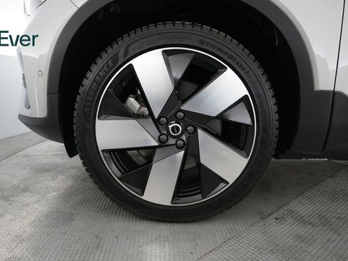 Used 2023 Volvo XC40 Recharge Ultimate AWD/4WD image 26