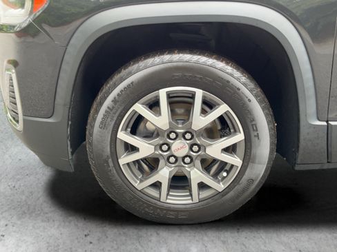 Certified 2020 GMC Acadia SLE w/ Driver Convenience Package FWD image 24