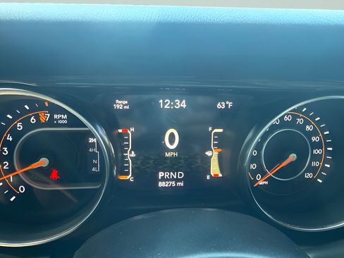 Used 2020 Jeep Wrangler Unlimited Sahara AWD/4WD image 16
