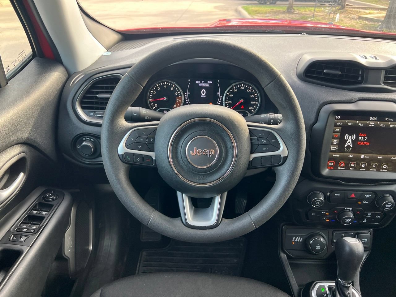 Used 2023 Jeep Renegade Latitude AWD/4WD image 28