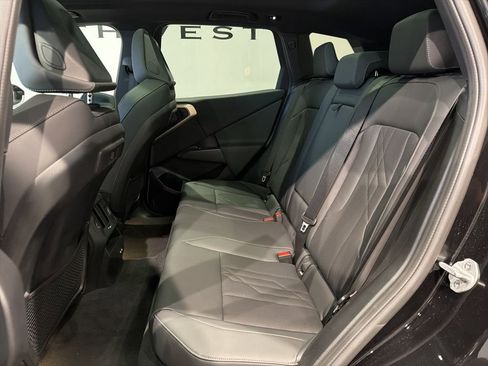 Used 2025 BMW X3 xDrive30i w/ Convenience Package AWD/4WD image 25