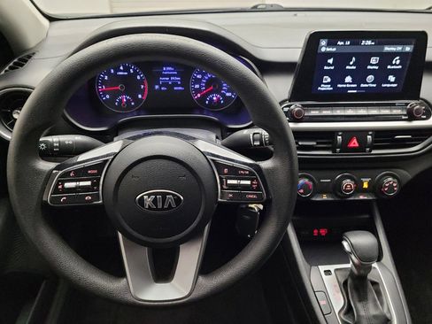 Used 2020 Kia Forte LXS FWD image 22